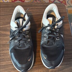 Nike Black and White Athletic Shoes